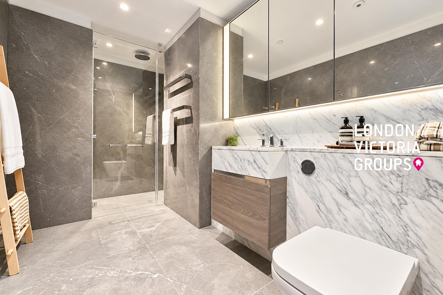 8 Carnation Way, LONDON
